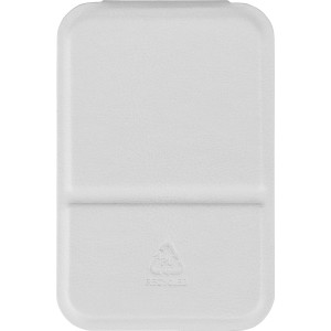 �vegt�k�r, feh�r